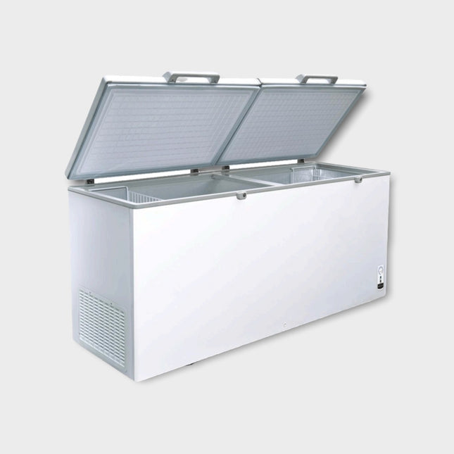 Zenet Chest Freezer 800L - front view